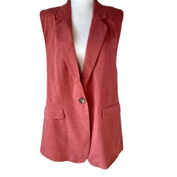 Ricki's Coral Linen-Blend Vest: Grandpa-Core Chic with a Feminine Twist - Picture 1 of 10